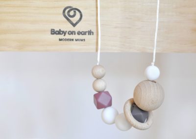Collier d'allaitement et portage - Baby on Earth - Anna White