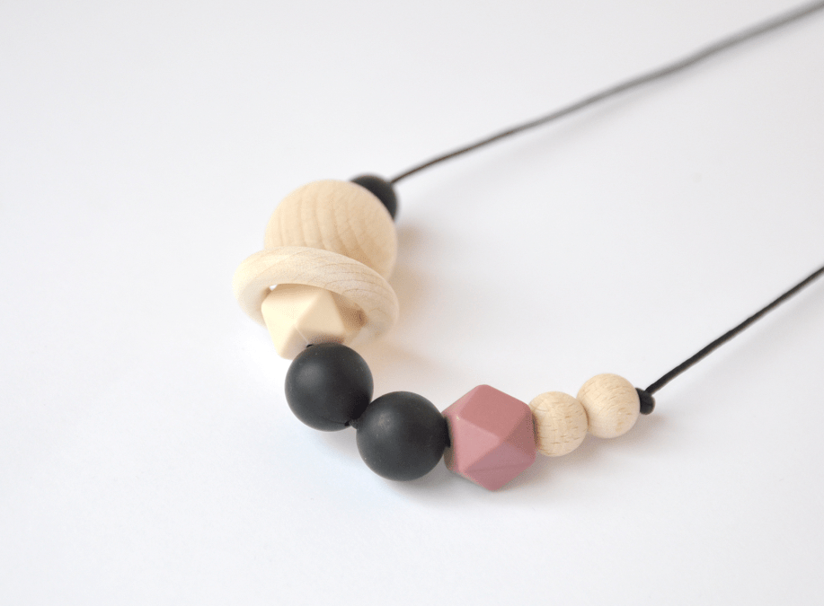 Collier d'allaitement et portage - Baby on Earth - Anna Black