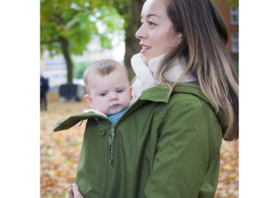 Manteau de portage 3 en 1 imperméable veste doudoune Wallaby - Wombat & Co - Vert - veste grossesse maternité femme enceinte et porte-bébé