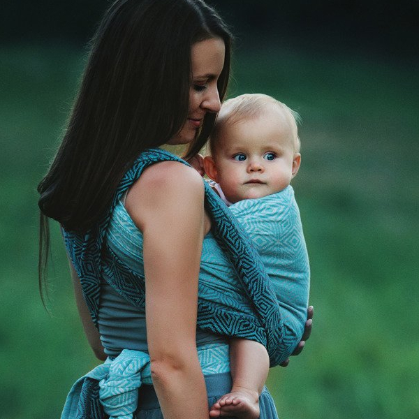 M-Taï de LLA, Stormy Blue porte-bébé hybride, 4 mois – 3 ans
