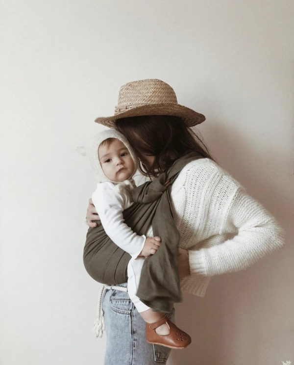 Bud & Blossom - Sling - olive écharpe de portage sans nouage rapide dès la naissance physiologique porte-bébé nouveau-né
