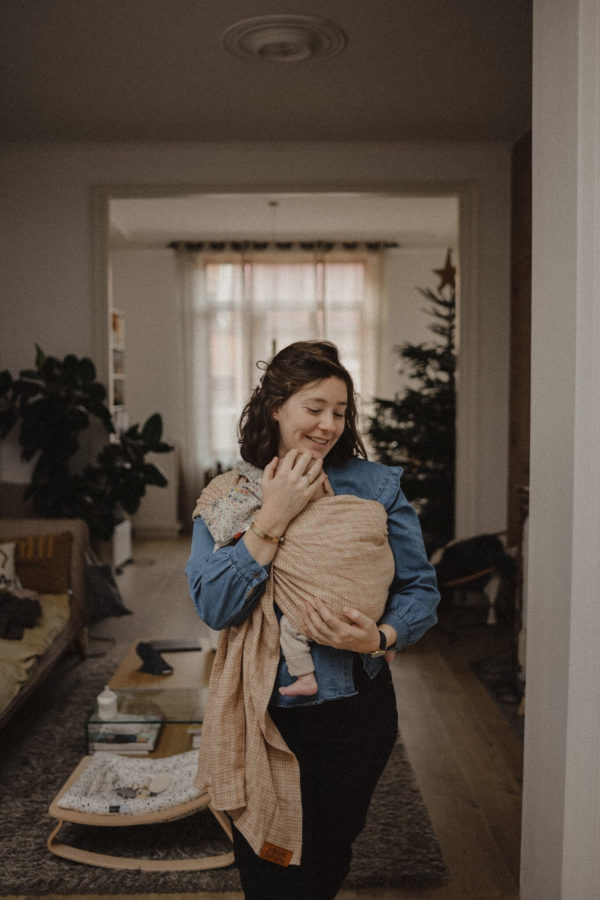 Bud & Blossom - Sling - Chai écharpe porte-bébé sans nouage facile rapide dès la naissance physiologique