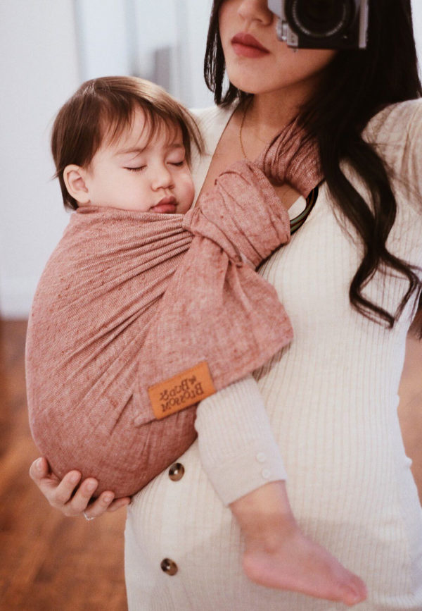 sling bud and blossom écharpe de portage sans noeud porte-bébé facile rapide dès la naissance nouveau-né fabriqué en france anneaux noirs