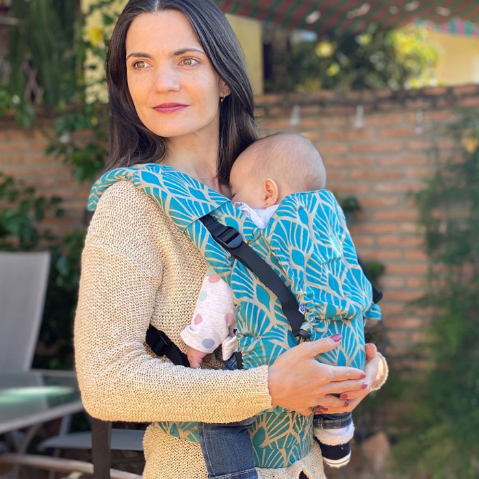 porte-bébé neko switch baby size Kidonya Marina 1 mois 2 mois jusqu'à 2 ans physiologique réglable évolutif
