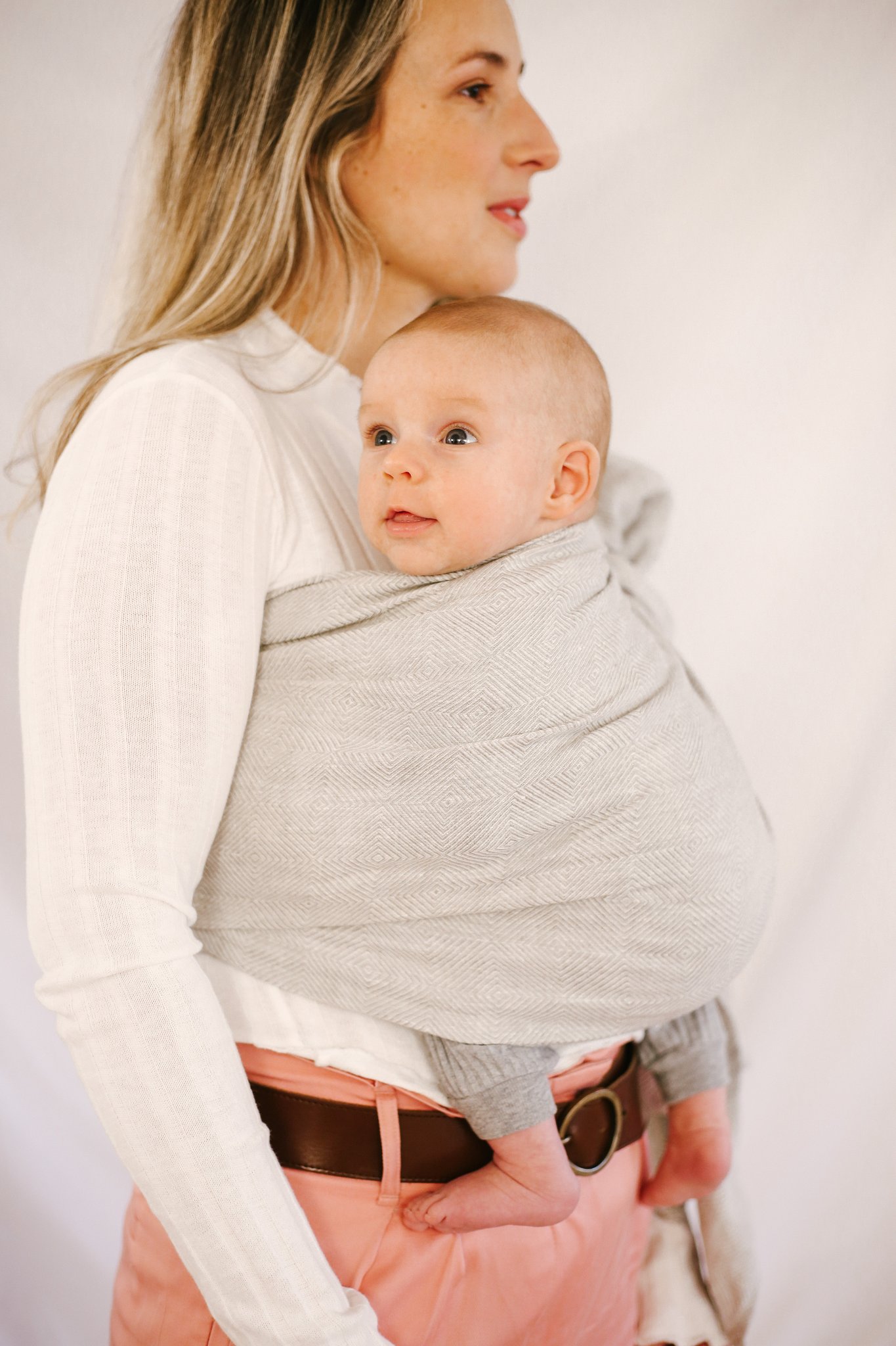 sling bud and blossom oat écharpe de portage bébé sans noeud facile rapide anneaux beige naturel doux (5) sling bud and blossom écharpe de portage sans noeud porte-bébé facile rapide dès la naissance nouveau-né fabriqué en france anneaux ringsling