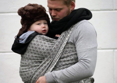 yaro écharpe de portage tissée basket black coton porter bébé dès la naissance pas chere rapport qualité-prix débutant taille 6 4,6m