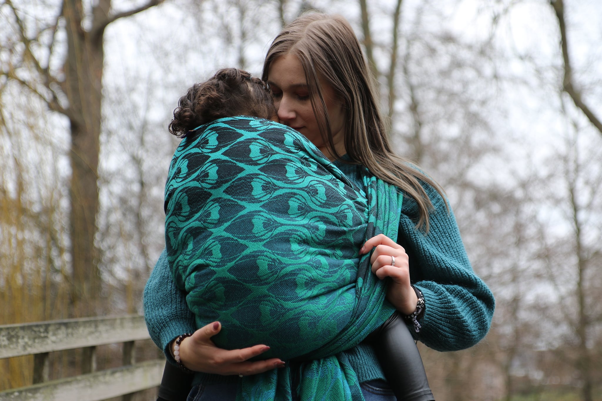 écharpe de portage yaro tissée polyvalente agréable confortable la fleur duo black green blue mata coton