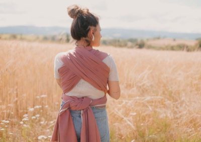 écharpe de portage tissée néobulle terracotta rose sergé brisé dès la naissance nouveau-né