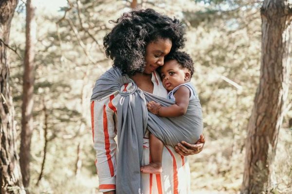 sling néobulle gris vintage écharpe de portage bébé sans noeud facile ringsling 100% coton bio gots dès la naissance