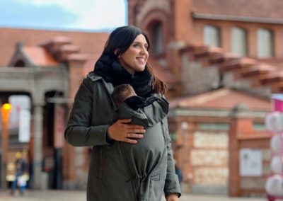 manteau wombat wallaby gris portage grossesse maternité portage dos ventre extension porter bébé hiver froid coupe-vent capuche